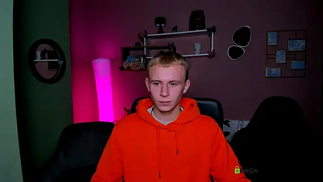 Snapshot of rafael_bien chatting on 11/25/25, 08:20 rafael bien online show from 11/25/25, 08:20