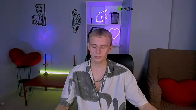 Snapshot of rafael_bien chatting on 12/17/25, 08:48 rafael bien online show from 12/17/25, 08:48