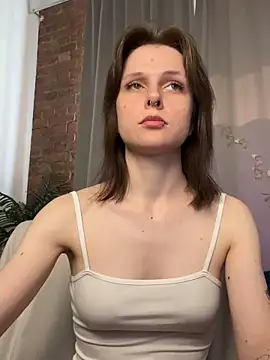 Shy Vivi online show from 06/07/26, 01:15