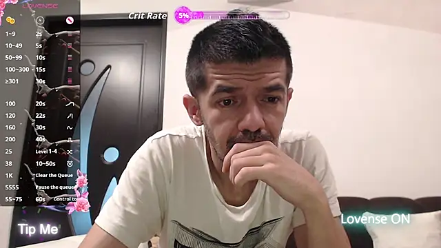 Snapshot of Dale_E chatting on 11/24/25, 06:02 Dale E online show from 11/24/25, 06:02