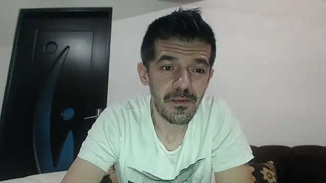 Snapshot of Dale_E chatting on 12/02/25, 05:57 Dale E online show from 12/02/25, 05:57