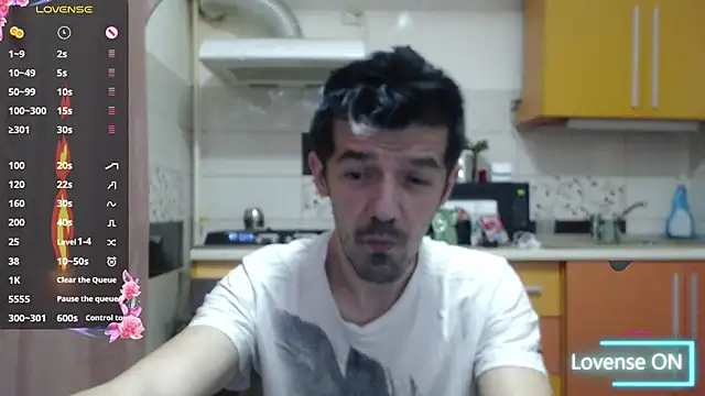 Snapshot of Dale_E chatting on 12/14/25, 03:01 Dale E online show from 12/14/25, 03:01