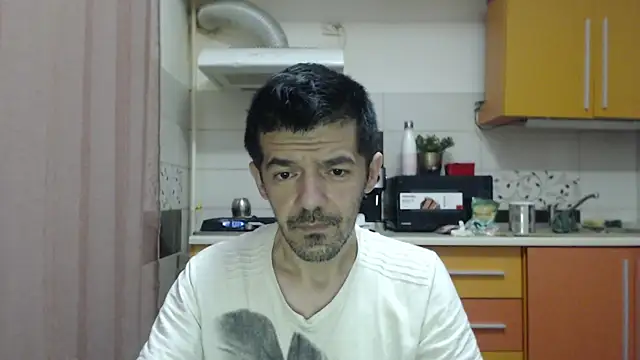 Snapshot of Dale_E chatting on 12/15/25, 05:12 Dale E online show from 12/15/25, 05:12