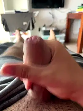 Yannick04 online show from 11/12/25, 01:33