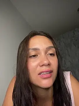 Snapshot of carolsapequinha chatting on 02/25/26, 11:42 carolsapequinha online show from 02/25/26, 11:42