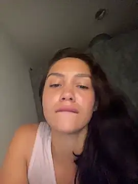 Snapshot of carolsapequinha chatting on 03/19/26, 12:20 carolsapequinha online show from 03/19/26, 12:20