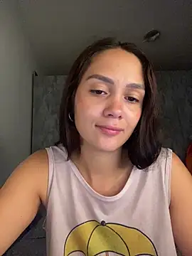 Snapshot of carolsapequinha chatting on 04/07/26, 10:37 carolsapequinha online show from 04/07/26, 10:37