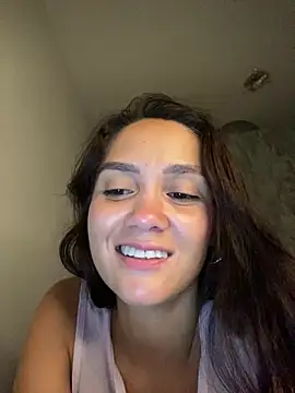 Snapshot of carolsapequinha chatting on 04/09/26, 11:21 carolsapequinha online show from 04/09/26, 11:21