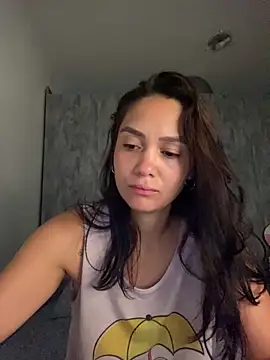 Snapshot of carolsapequinha chatting on 04/11/26, 08:35 carolsapequinha online show from 04/11/26, 08:35