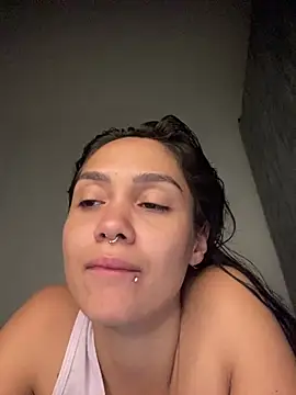 Snapshot of carolsapequinha chatting on 06/21/26, 10:12 carolsapequinha online show from 06/21/26, 10:12