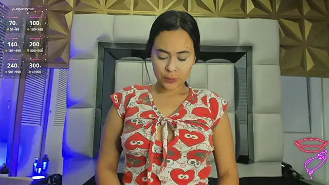 Snapshot of Estefanny_lopez19 chatting on 03/30/26, 11:33 Estefanny lopez19 online show from 03/30/26, 11:33