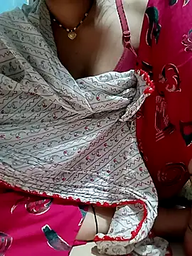 beutiful hot online show from 05/31/26, 07:04