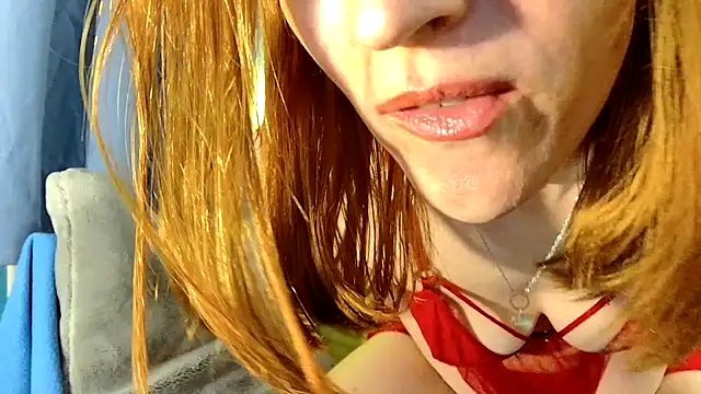 Leila cam18 online show from 05/02/26, 07:19