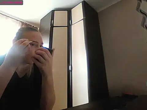 Snapshot of JenniDeep chatting on 01/14/26, 06:19 JenniDeep online show from 01/14/26, 06:19