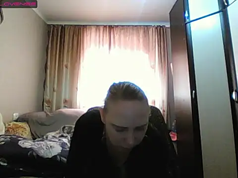 Snapshot of JenniDeep chatting on 01/15/26, 07:57 JenniDeep online show from 01/15/26, 07:57