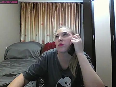 Snapshot of JenniDeep chatting on 02/16/26, 01:40 JenniDeep online show from 02/16/26, 01:40