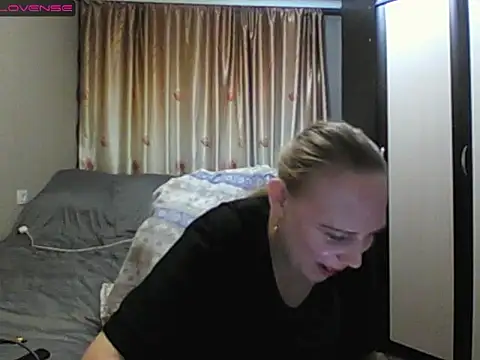 Snapshot of JenniDeep chatting on 03/09/26, 07:07 JenniDeep online show from 03/09/26, 07:07