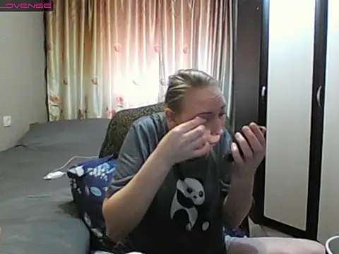 Snapshot of JenniDeep chatting on 03/24/26, 11:26 JenniDeep online show from 03/24/26, 11:26