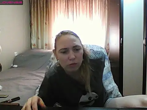Snapshot of JenniDeep chatting on 03/28/26, 07:30 JenniDeep online show from 03/28/26, 07:30
