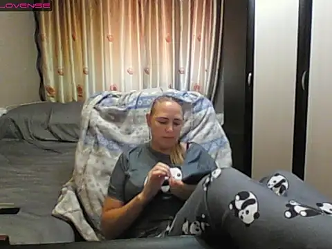 JenniDeep online show from 06/18/26, 11:14
