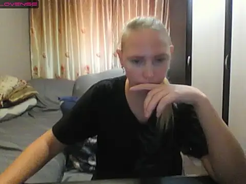 JenniDeep online show from 08/08/26, 11:12
