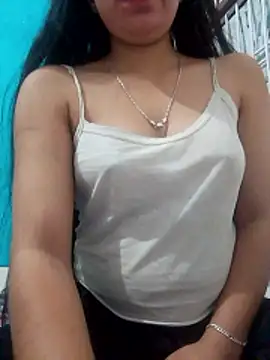 isha sharma2002 online show from 12/14/25, 02:55