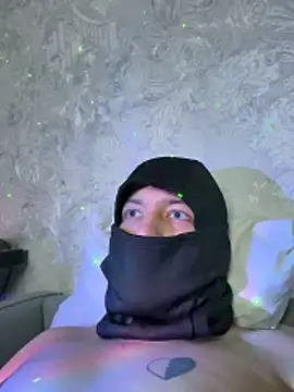 Snapshot of to_chto_nuzhno chatting on 11/12/25, 08:52 to chto nuzhno online show from 11/12/25, 08:52