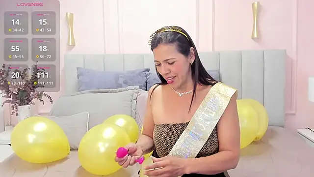 Dulce emi online show from 06/25/26, 02:54