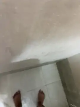 Snapshot of olicaroo chatting on 11/15/25, 01:40 olicaroo online show from 11/15/25, 01:40