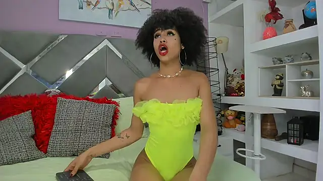 Zaira sofiaa online show from 06/02/26, 02:02