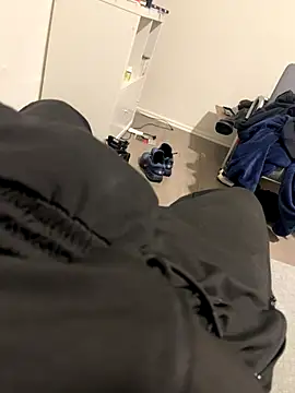 34cakir34 online show from 11/14/25, 04:49