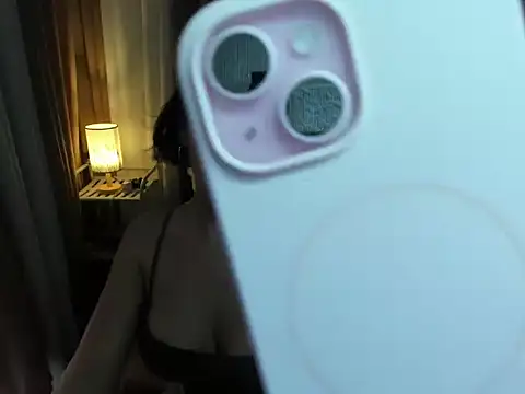 Snapshot of Xxjasmine_foxxX chatting on 11/17/25, 06:41 Xxjasmine foxxX online show from 11/17/25, 06:41