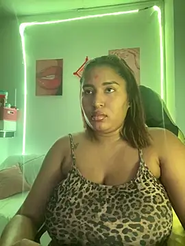 morena-2025 online show from 05/16/26, 11:25