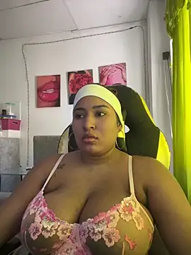 morena-2025 online show from 06/11/26, 02:59