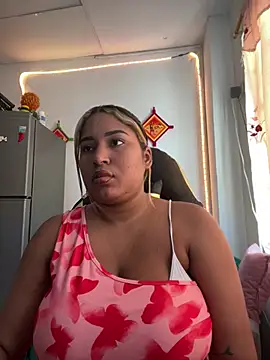 morena-2025 online show from 07/08/26, 03:05