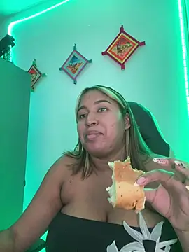morena-2025 online show from 07/15/26, 12:27