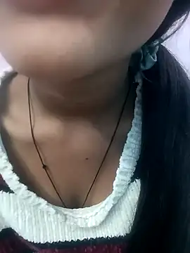 Snapshot of Lisha-14 chatting on 11/13/25, 09:08 Lisha-14 online show from 11/13/25, 09:08