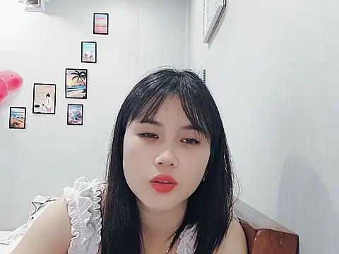 Snapshot of Kass8386 chatting on 11/14/25, 06:39 Kass8386 online show from 11/14/25, 06:39