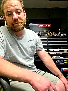 Snapshot of Txweld69 chatting on 12/05/25, 12:58 Txweld69 online show from 12/05/25, 12:58