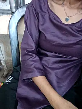 Asha devi90 online show from 05/18/26, 11:21