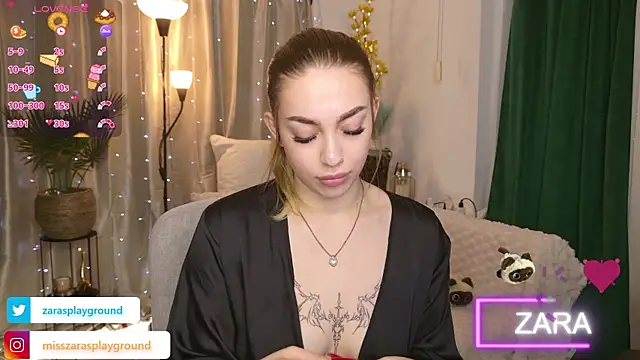 Snapshot of ZarasPlayground chatting on 04/11/26, 03:05 ZarasPlayground online show from 04/11/26, 03:05