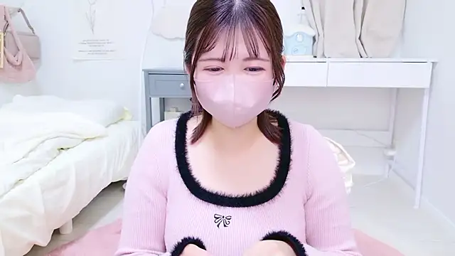 Snapshot of Ha_chan chatting on 11/21/25, 07:40 Ha chan online show from 11/21/25, 07:40