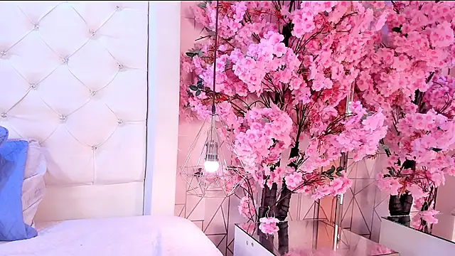 Dojameow1 online show from 06/30/26, 04:24