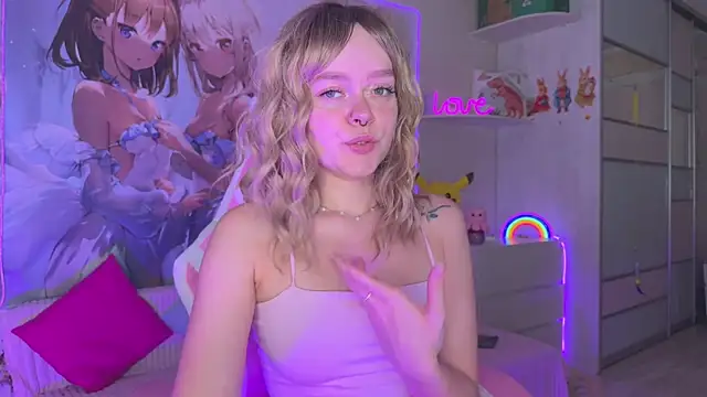 CheekySashaCharm online show from 07/29/26, 12:47
