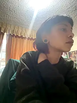 Snapshot of Lily_Sex chatting on 11/28/25, 11:02 Lily Sex online show from 11/28/25, 11:02