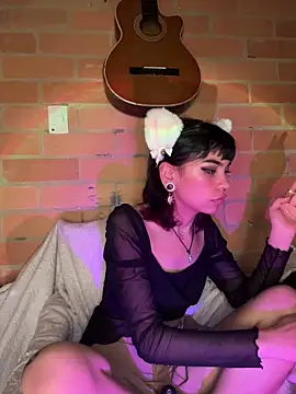 Snapshot of Lily_Sex chatting on 12/05/25, 06:33 Lily Sex online show from 12/05/25, 06:33