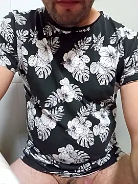 Snapshot of 7allexx chatting on 11/18/25, 05:28 7allexx online show from 11/18/25, 05:28