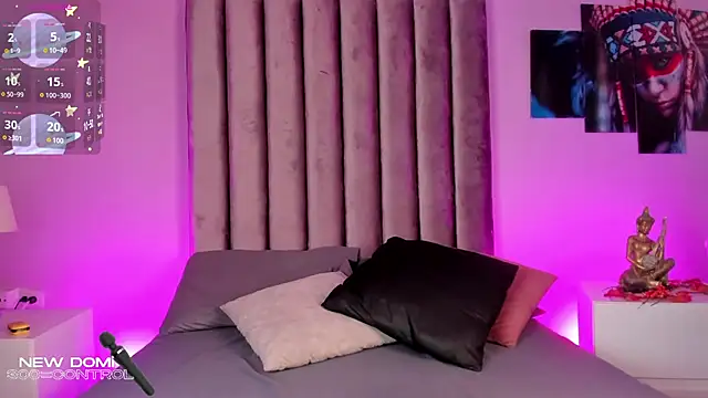 GabrielaSuarez  online show from 07/25/26, 08:17