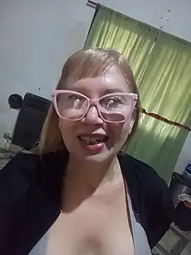 SexyMilf1211 online show from 07/27/26, 04:03