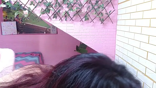 Snapshot of maurakloss303av chatting on 11/24/25, 09:03 maurakloss303av online show from 11/24/25, 09:03